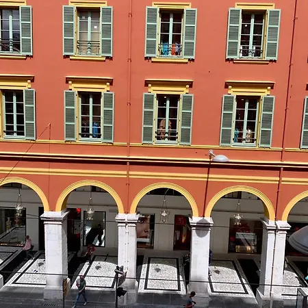 Jean Apartment
