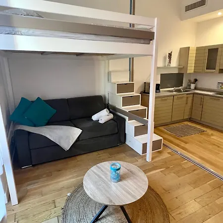 Apartment Jean Nizza